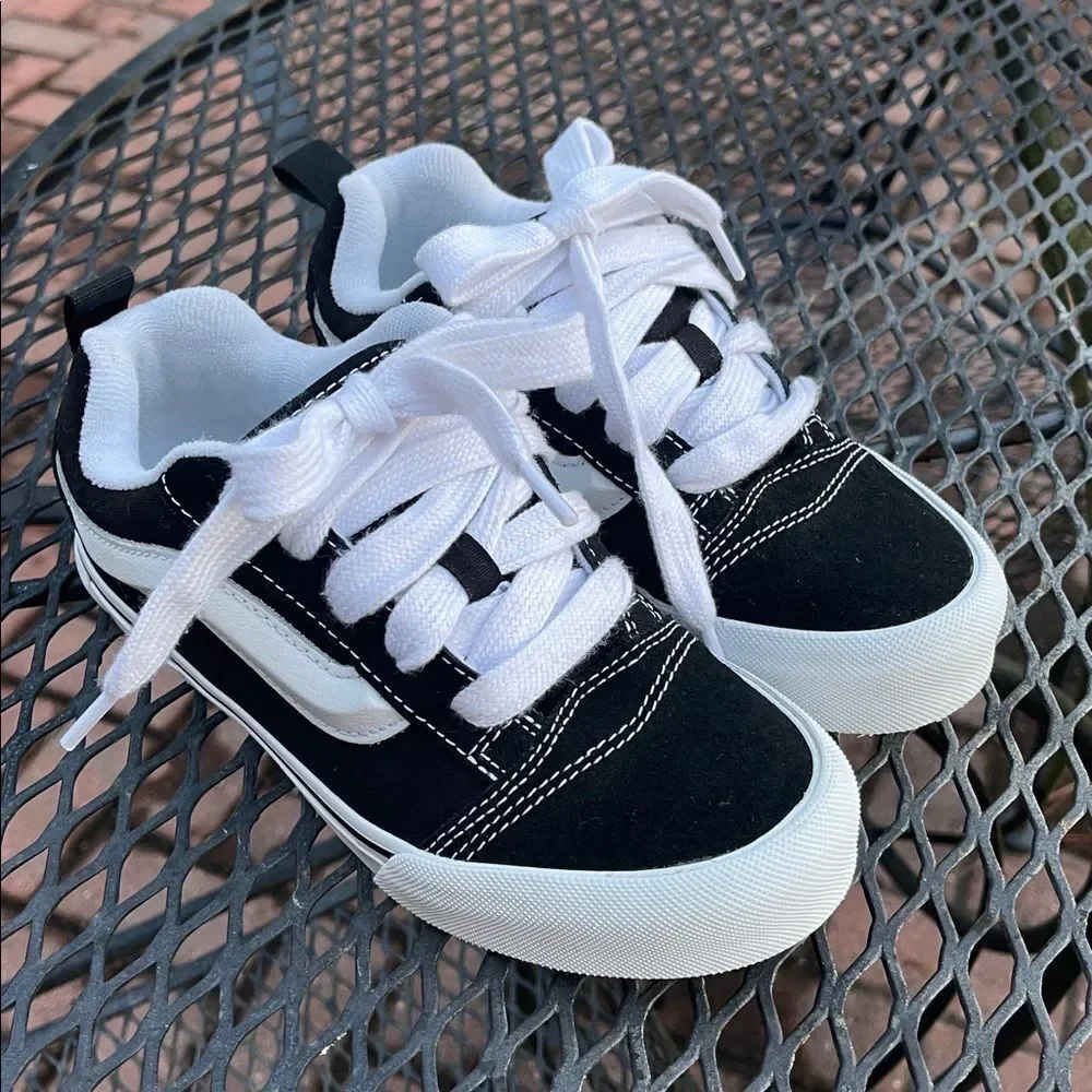 Vans Knu Skool Black and White Sneakers Kids - Youth Size 3